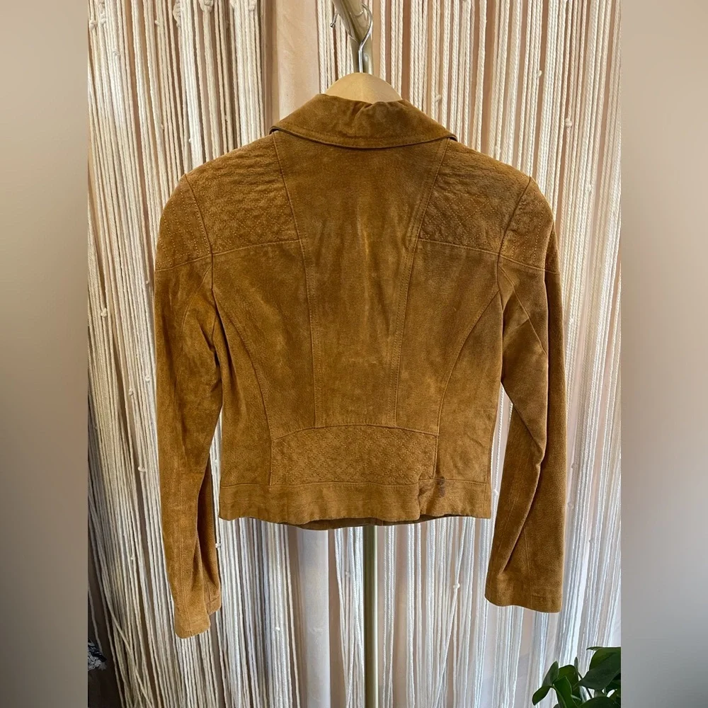 Express Women's Suede Moto Jacket camel Colored, size xs, zip pockets & sleeve